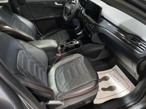 Used 2023 Ford Escape ST-Line Elite w/ Premium Technology Package image 28