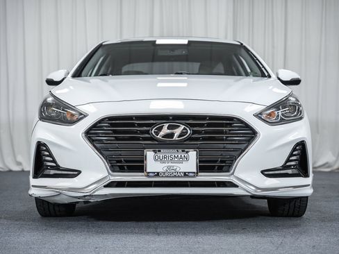 Used 2018 Hyundai Sonata Limited image 2