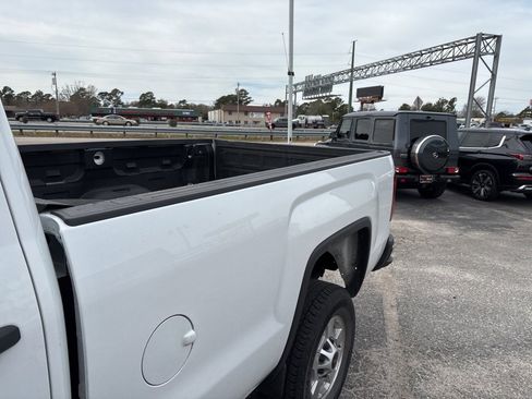 Used 2017 GMC Sierra 2500 2WD Double Cab image 10