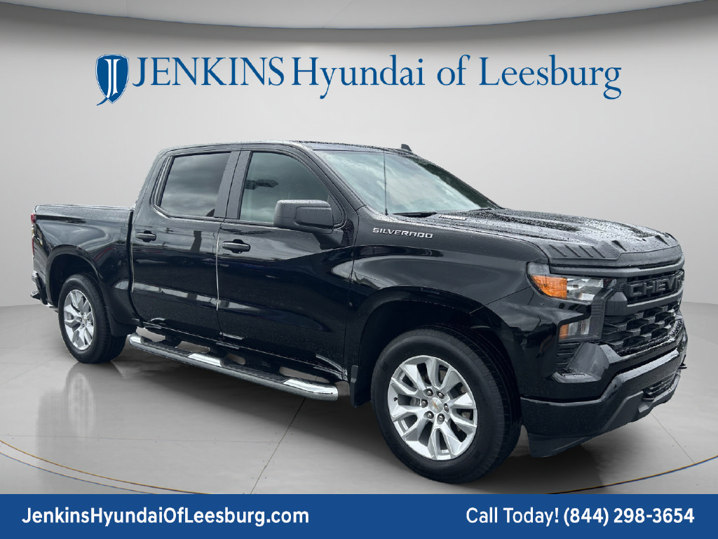 Used 2026 Chevrolet Silverado 1500 Custom RWD image 1