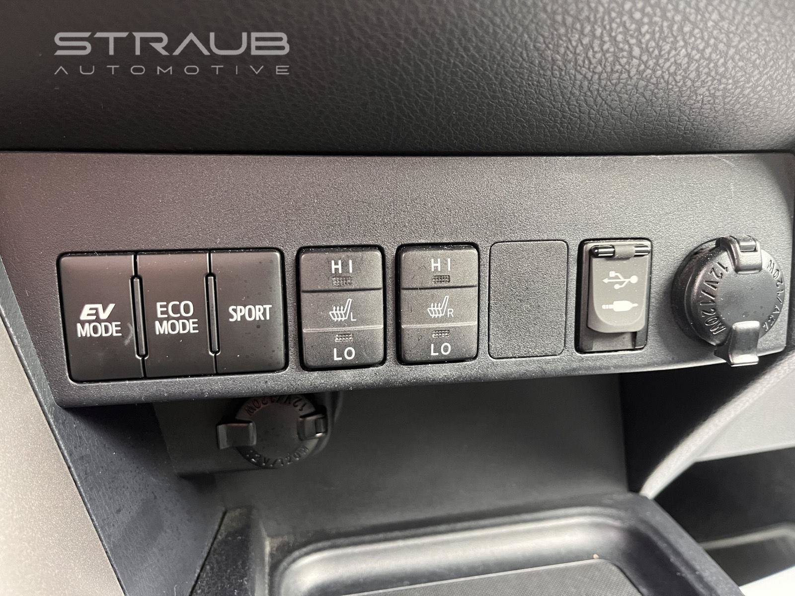 Used 2017 Toyota RAV4 Limited w/ All Weather Liner Package AWD/4WD image 30