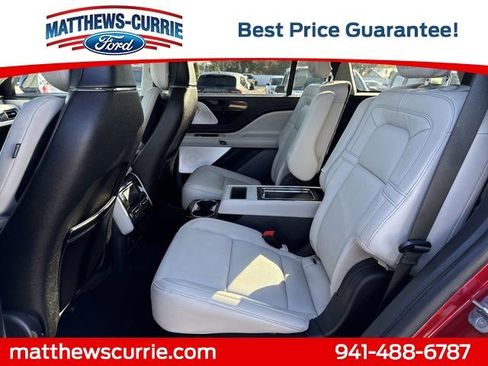 Used 2025 Lincoln Aviator Reserve w/ Equipment Group 201A image 11