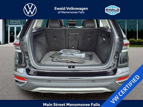 Certified 2025 Volkswagen Taos SEL w/ Black Wheel Plus Package AWD/4WD image 27