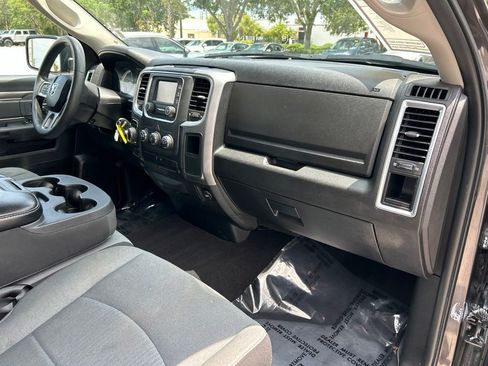 Used 2024 RAM 1500 Classic SLT AWD/4WD image 35