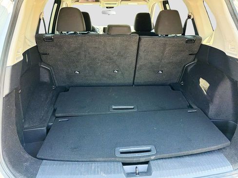 Used 2024 Nissan Rogue S AWD/4WD image 22