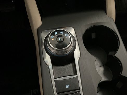 Used 2022 Ford Escape SEL w/ Technology Package image 18