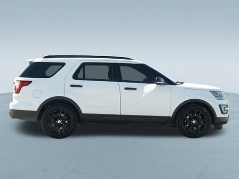 Used 2016 Ford Explorer Sport w/ Equipment Group 401A image 9