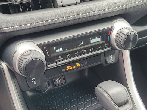 Used 2025 Toyota RAV4 LE image 26