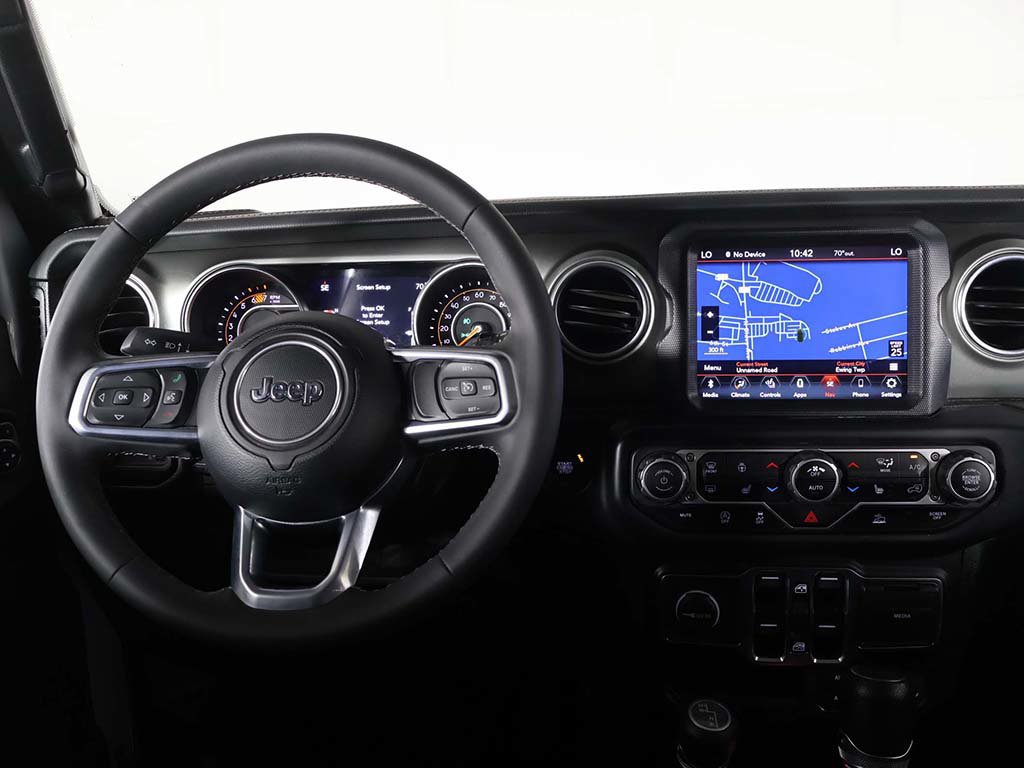 Used 2023 Jeep Wrangler Unlimited Sahara w/ Cold Weather Group AWD/4WD image 27