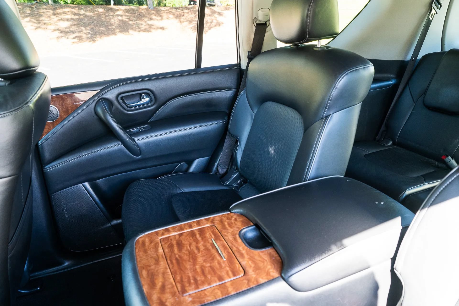 Used 2019 INFINITI QX80 Luxe w/ Proassist Package AWD/4WD image 32