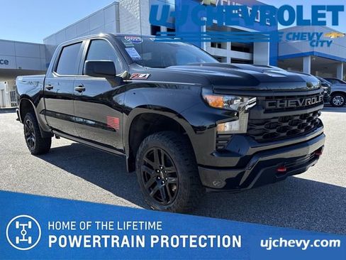 Used 2023 Chevrolet Silverado 1500 Custom Trail Boss image 1