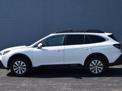Used 2020 Subaru Outback Premium AWD/4WD image 6