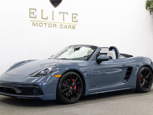 Used 2018 Porsche 718 Boxster S RWD image 1