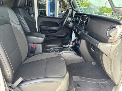 Used 2023 Jeep Wrangler Unlimited Sport AWD/4WD image 19