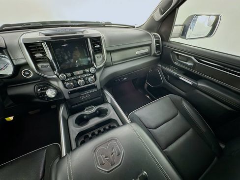 Used 2021 RAM 1500 Laramie w/ Sport Appearance Package AWD/4WD image 11