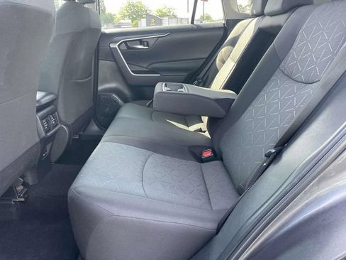 Used 2024 Toyota RAV4 XLE FWD image 16
