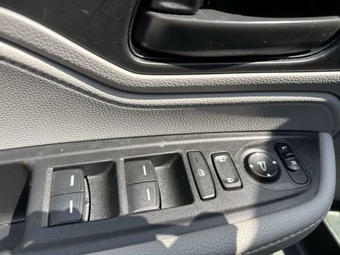 Used 2019 Honda Odyssey EX-L image 21