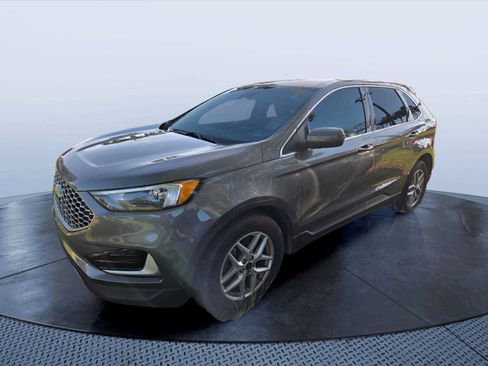 Used 2024 Ford Edge SEL AWD/4WD image 2