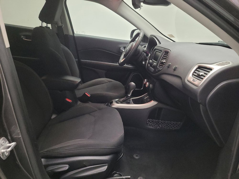 Used 2018 Jeep Compass Sport FWD image 21