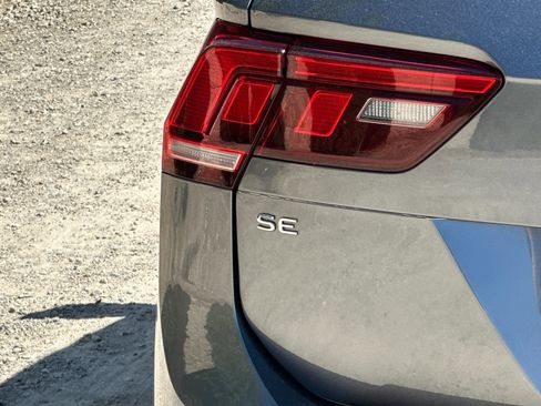 Certified 2024 Volkswagen Tiguan SE R-Line image 26