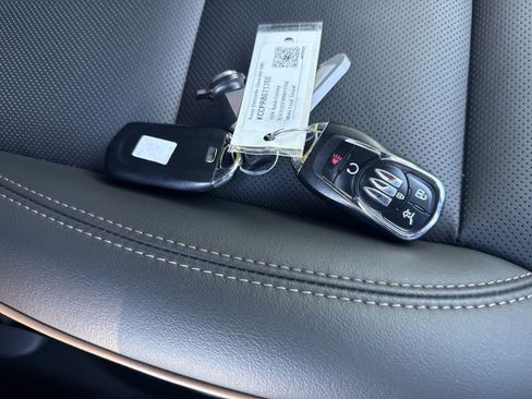 Used 2024 Buick Envista Sport Touring FWD image 25