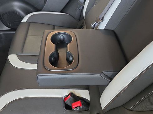Used 2025 Buick Envision Sport Touring AWD/4WD image 19