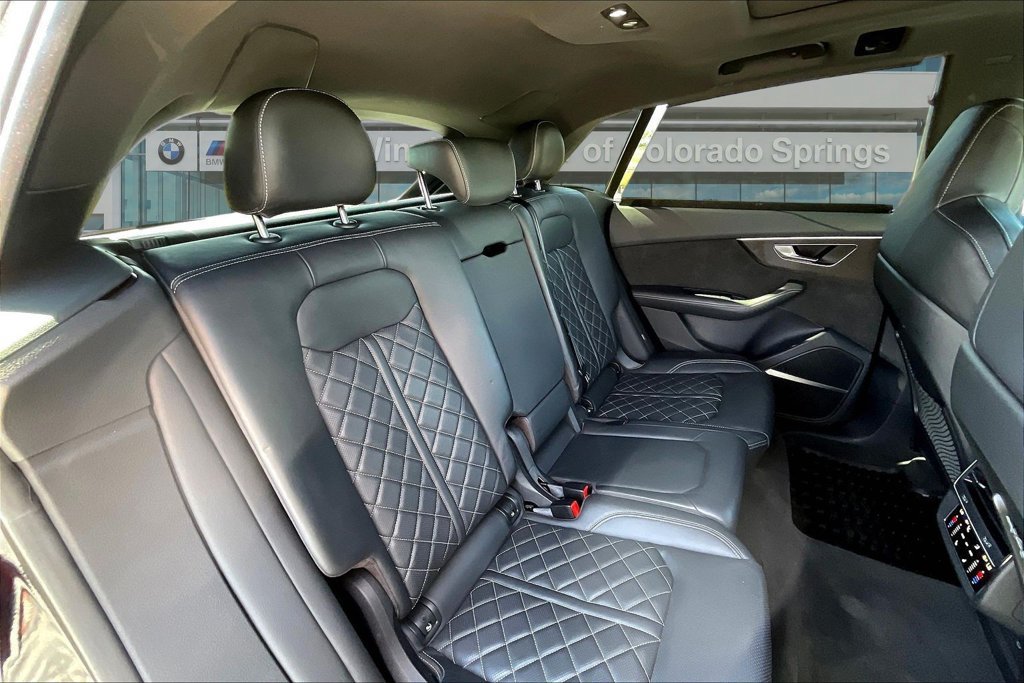 Used 2021 Audi SQ8 Prestige AWD/4WD image 25