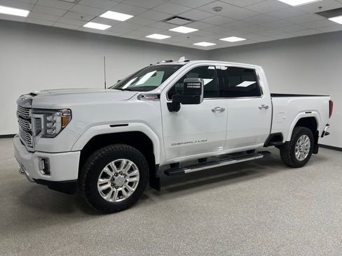 Used 2022 GMC Sierra 3500 Denali w/ Denali Ultimate Package AWD/4WD image 6