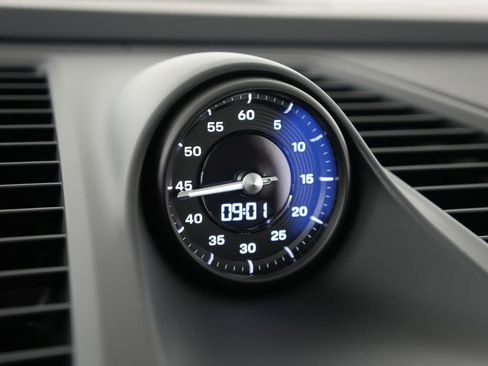 New 2026 Porsche Macan 4 Electric AWD/4WD image 26