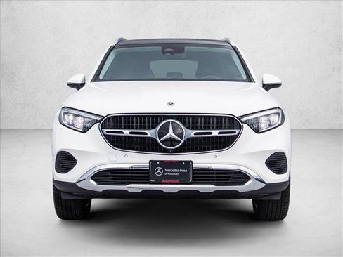 Certified 2026 Mercedes-Benz GLC 300 4MATIC image 2
