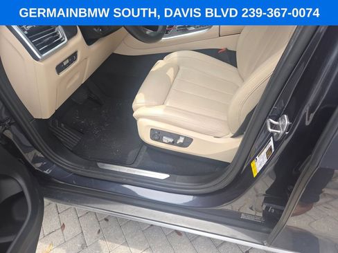 Used 2022 BMW X5 sDrive40i w/ Luxury Seating Package RWD image 19