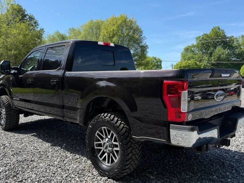 Used 2019 Ford F250 Lariat w/ FX4 Off-Road Package image 5