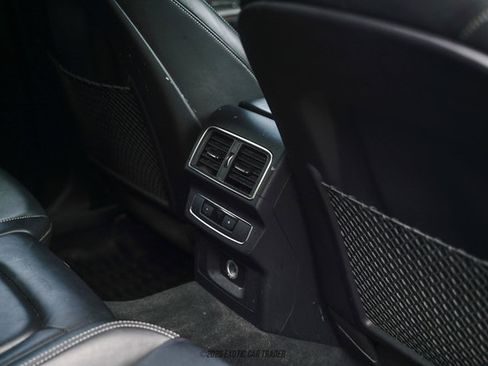Used 2018 Audi SQ5 Prestige AWD/4WD image 41