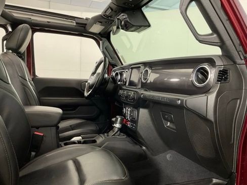 Used 2021 Jeep Wrangler Unlimited Rubicon image 32