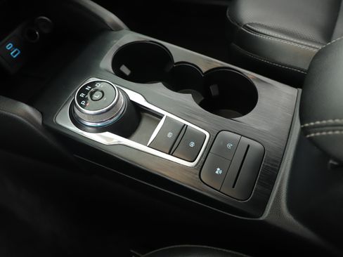 Used 2022 Ford Escape SEL image 17