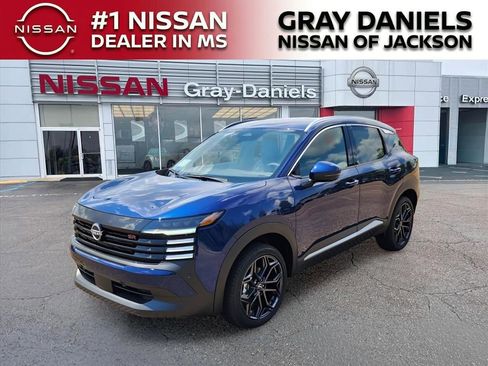 New 2025 Nissan Kicks SR image 14