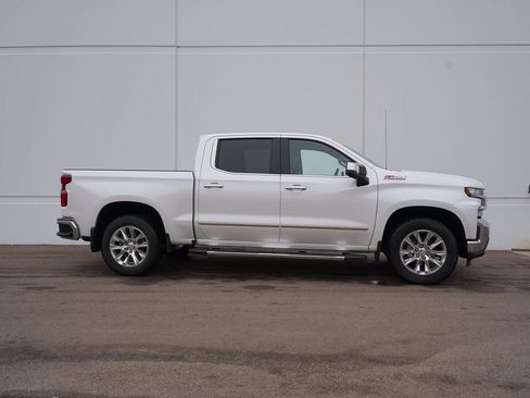 Used 2021 Chevrolet Silverado 1500 LTZ AWD/4WD image 2