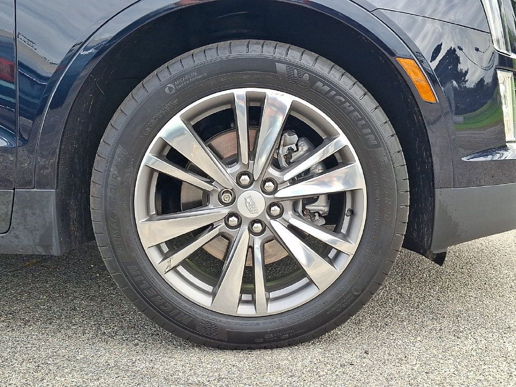 Used 2021 Cadillac XT5 Premium Luxury AWD/4WD image 10
