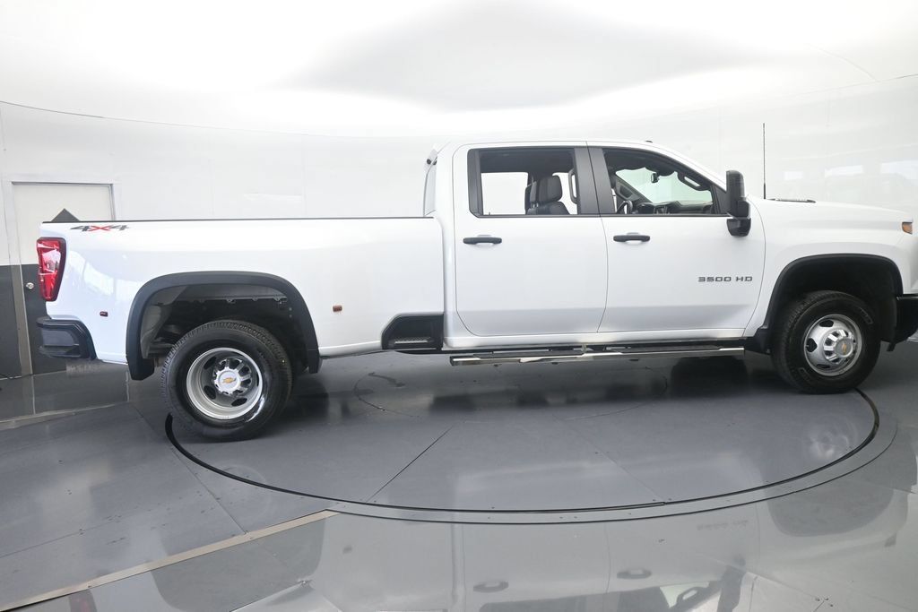 Used 2026 Chevrolet Silverado 3500 W/T AWD/4WD image 7