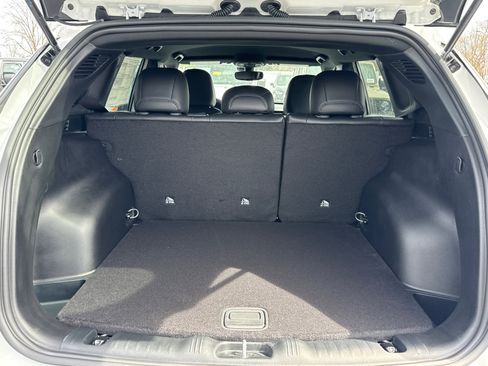 New 2026 Jeep Compass Latitude AWD/4WD image 19