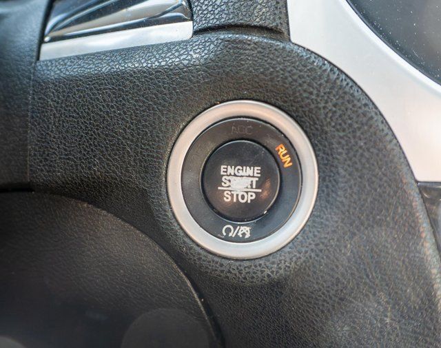 Used 2018 Chrysler 300 Limited w/ Safetytec Plus Group AWD/4WD image 27