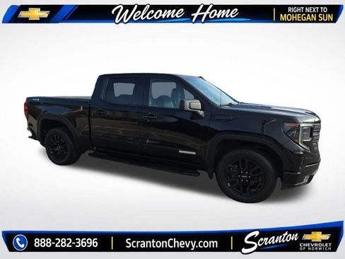 Certified 2022 GMC Sierra 1500 Elevation w/ LPO, Elevation Black Package AWD/4WD image 4
