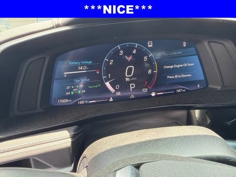 Used 2022 Chevrolet Corvette Stingray Preferred Cpe w/ Z51 Performance Package RWD image 7