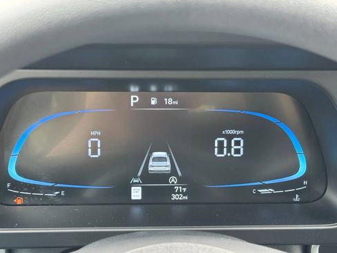Certified 2026 Hyundai Elantra SE FWD image 16