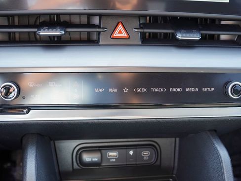 Certified 2023 Kia Sportage EX image 24