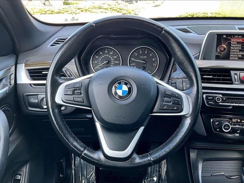Used 2017 BMW X1 xDrive28i AWD/4WD image 21