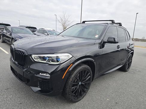 Used 2021 BMW X5 M50i w/ Executive Package image 7