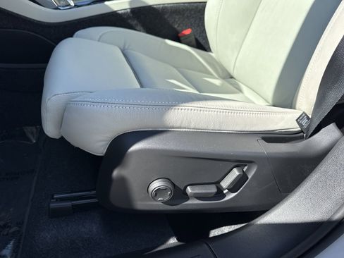 New 2026 Volvo XC40 B5 Plus w/ Protection Package Premier image 11