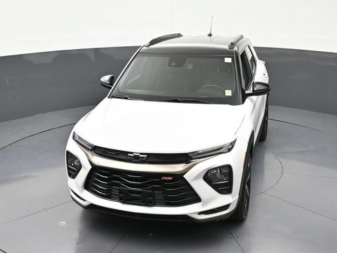 Certified 2023 Chevrolet TrailBlazer RS w/ Convenience Package AWD/4WD image 23