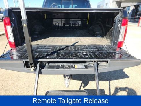 Used 2019 Ford F350 Lariat w/ Lariat Ultimate Package image 12